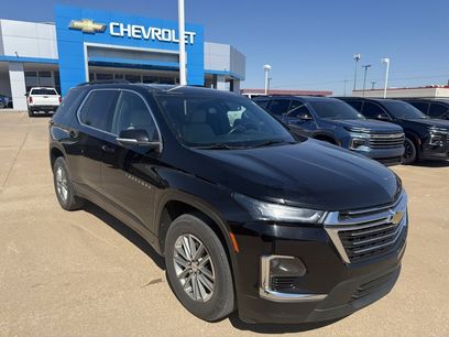 Used 2022 Chevrolet Traverse LT