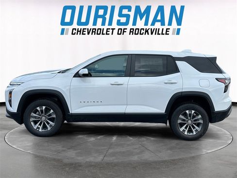 New 2026 Chevrolet Equinox LT image 3