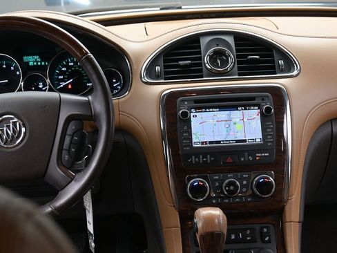 Used 2017 Buick Enclave Premium image 15