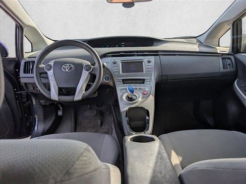 Used 2015 Toyota Prius Three image 16