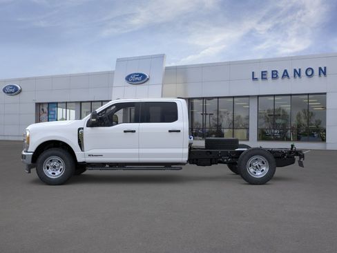 New 2026 Ford F350 XL image 4