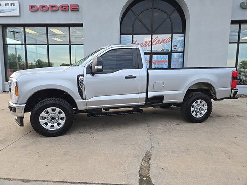 Used 2024 Ford F350 XLT w/ 360-Degree Camera Package image 7