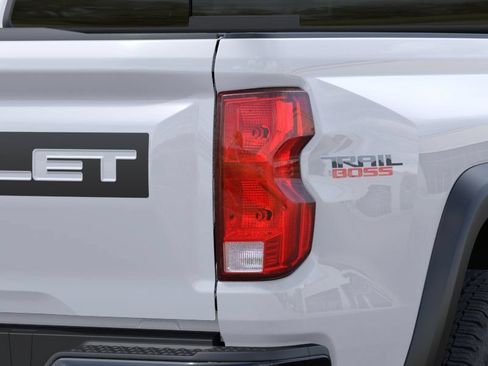 New 2026 Chevrolet Colorado Trail Boss AWD/4WD image 11