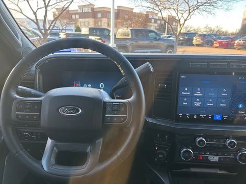 Used 2024 Ford F250 Lariat w/ Chrome Package image 10