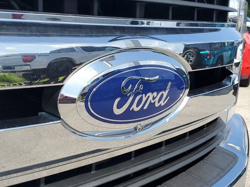 Certified 2019 Ford F350 XL w/ STX Appearance Package image 7