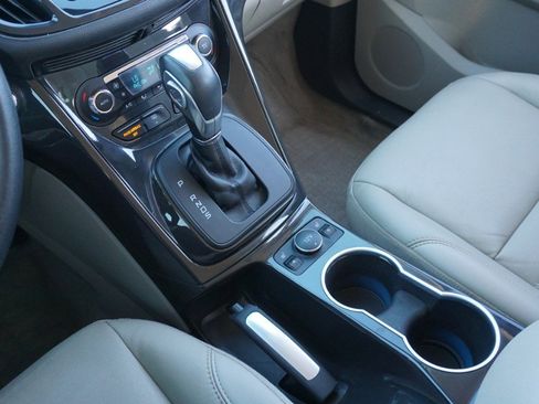 Used 2016 Ford Escape Titanium image 19