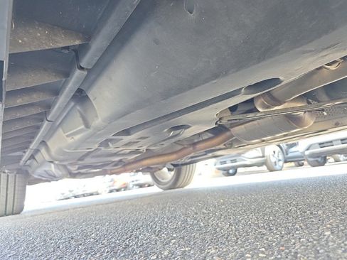 Used 2011 Mercedes-Benz GL 320 BlueTEC 4MATIC image 21