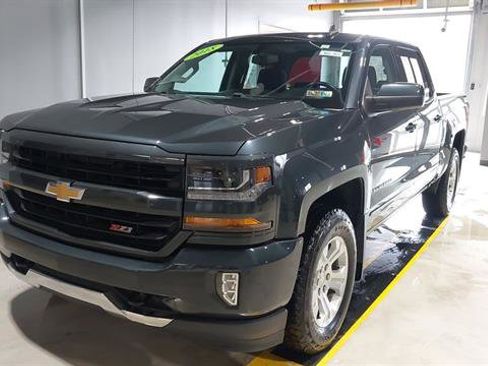 Used 2018 Chevrolet Silverado 1500 LT w/ All Star Edition AWD/4WD image 17