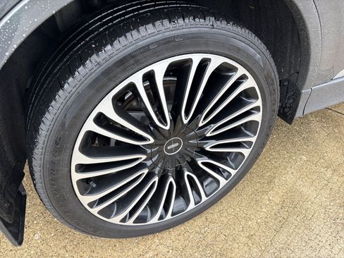 Used 2024 Lincoln Aviator Black Label AWD/4WD image 5