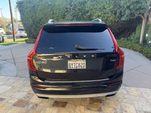 Used 2017 Volvo XC90 T6 Momentum w/ Vision Package AWD/4WD image 4