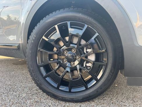 Used 2021 Kia Telluride EX w/ EX Premium Package AWD/4WD image 2