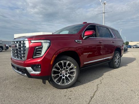 New 2026 GMC Yukon Denali w/ Denali Reserve Package AWD/4WD image 1