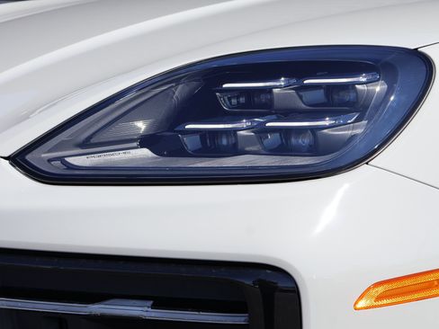 New 2026 Porsche Cayenne S image 12