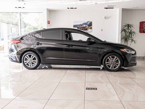 Used 2018 Hyundai Elantra Value Edition w/ Cargo Package image 4