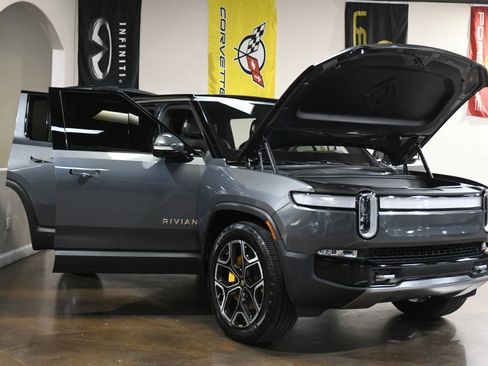 Used 2022 Rivian R1S Launch Edition image 89