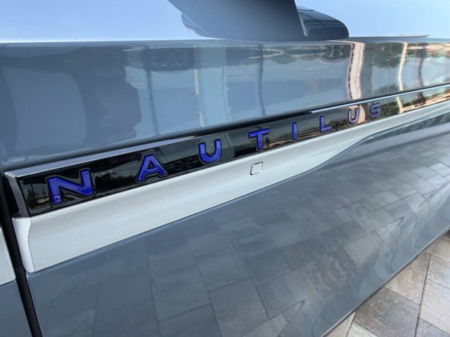 New 2026 Lincoln Nautilus Reserve AWD/4WD image 8