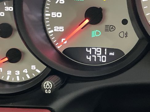 Used 2019 Porsche 911 Targa 4S image 32