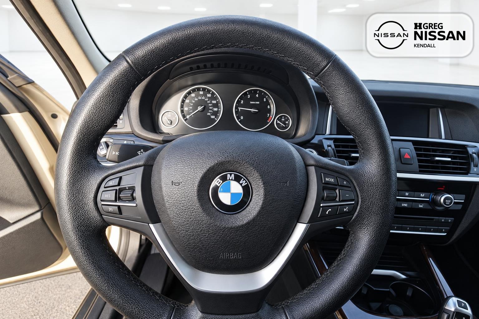 Used 2017 BMW X3 xDrive28i AWD/4WD image 8