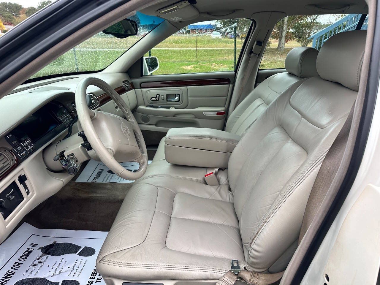 Used 1998 Cadillac De Ville D'Elegance w/ Safety/Security Pkg FWD image 13