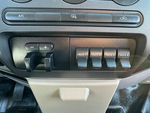 Used 2010 Ford F450 XLT image 15