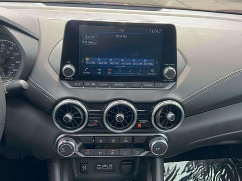 Used 2025 Nissan Sentra SV FWD image 23