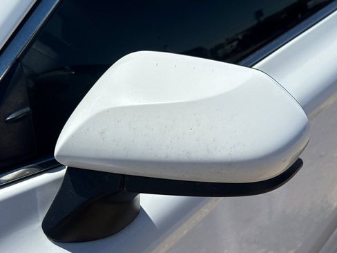 Used 2019 Toyota Camry LE FWD image 7