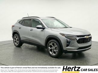 Used 2025 Chevrolet Trax LT video 1