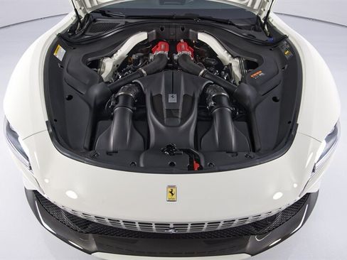 Used 2021 Ferrari Roma RWD image 44