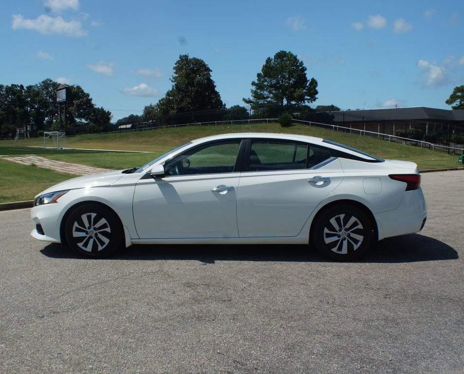 Used 2021 Nissan Altima 2.5 S FWD image 12