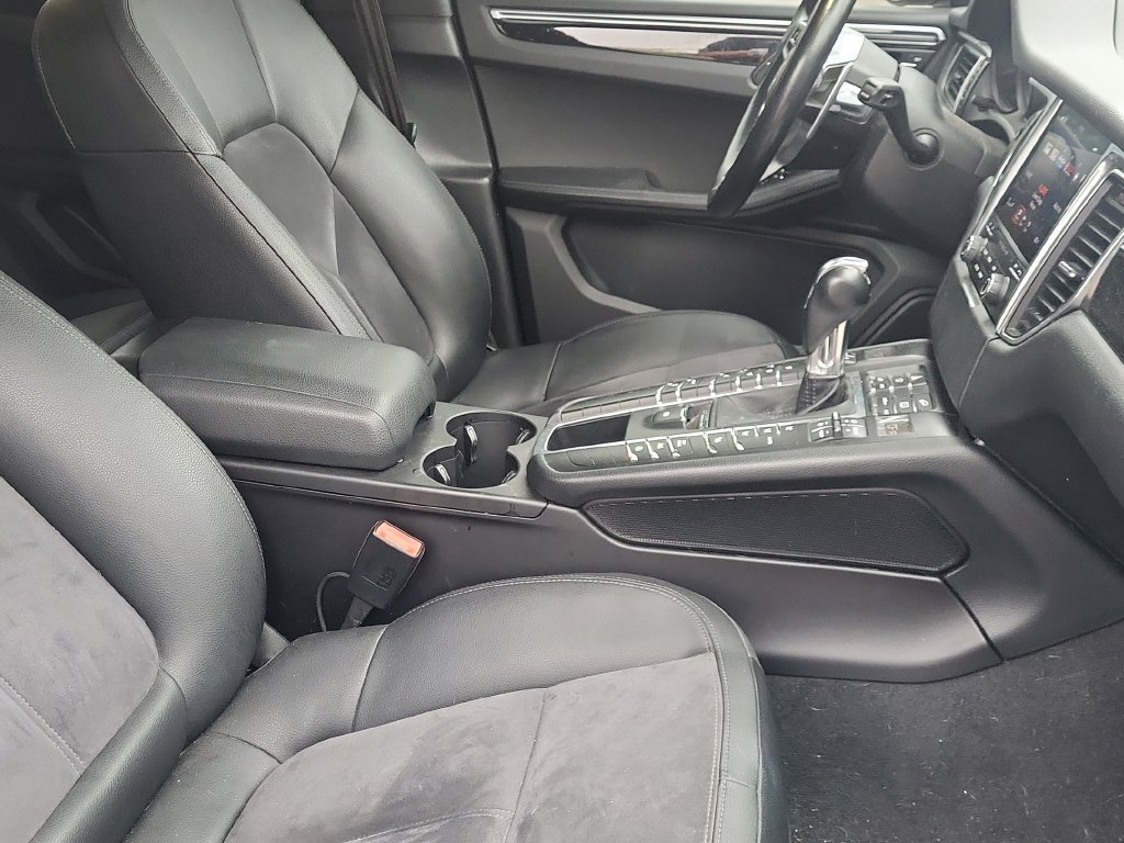 Used 2017 Porsche Macan S AWD/4WD image 18
