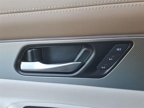 New 2026 Nissan Murano Platinum image 16