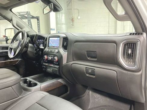 Used 2023 GMC Sierra 2500 SLT w/ SLT Premium Package image 30