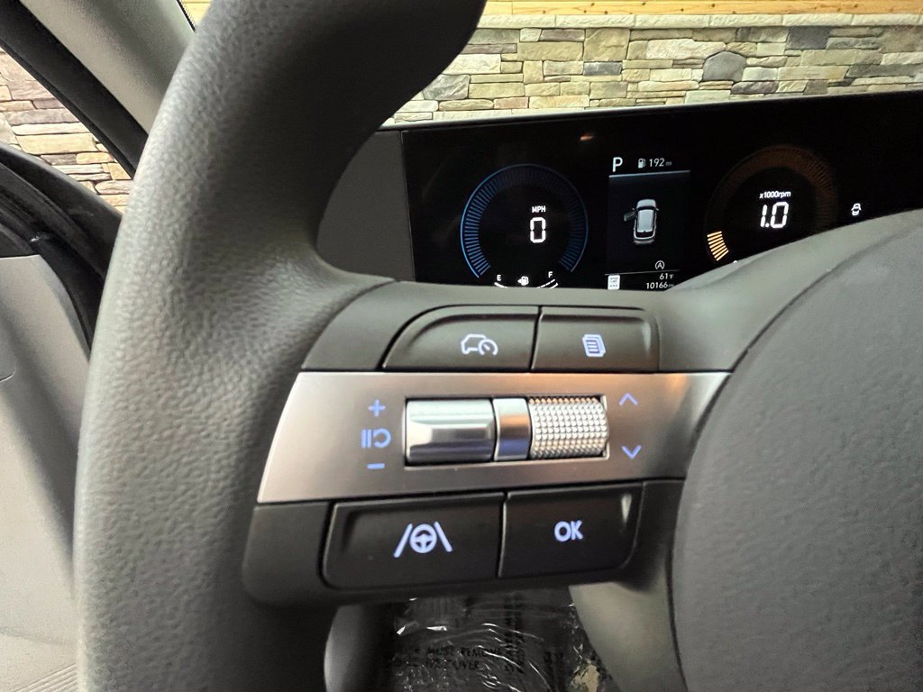 Used 2024 Hyundai Kona SE AWD/4WD image 33