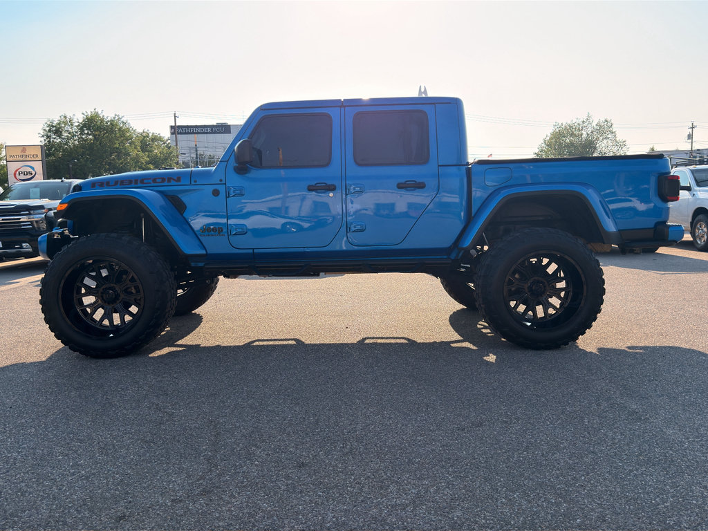 Used 2021 Jeep Gladiator Rubicon w/ Dual Top Group AWD/4WD image 2