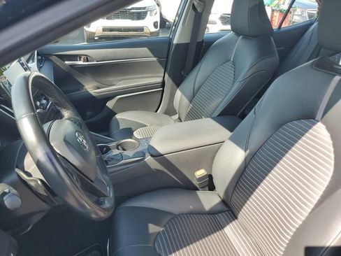 Used 2024 Toyota Camry SE FWD image 15