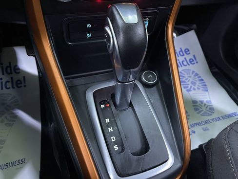 Used 2021 Ford EcoSport SE w/ SE Appearance Package image 24