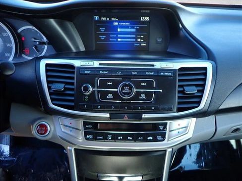 Used 2015 Honda Accord EX image 16