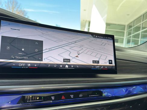 Certified 2023 BMW 740i w/ Parking Assistance Package image 22