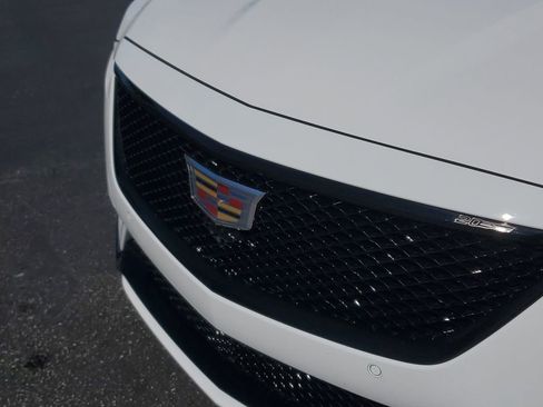 Certified 2024 Cadillac CT5 V w/ Platinum Package image 9