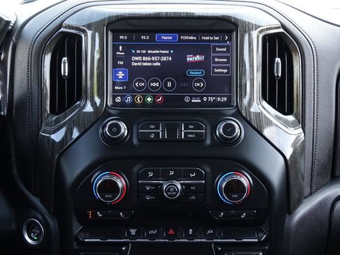 Used 2020 Chevrolet Silverado 2500 LTZ AWD/4WD image 34