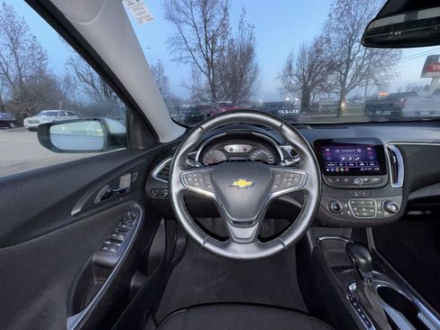 Used 2023 Chevrolet Malibu LT w/ Sport Edition image 14