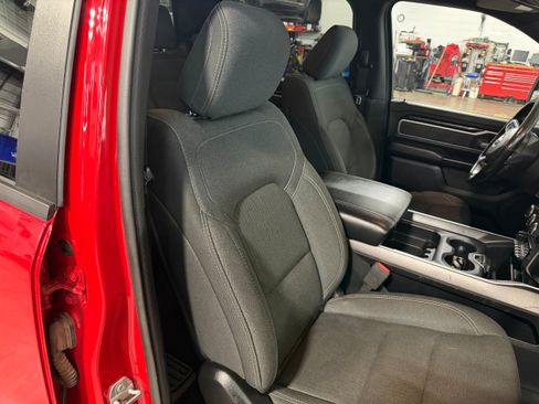 Used 2020 RAM 1500 Big Horn AWD/4WD image 12