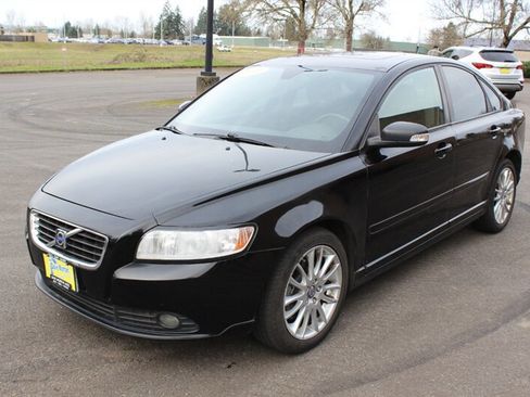 Used 2010 Volvo S40 2.4i image 2