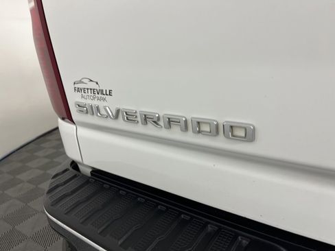 Certified 2024 Chevrolet Silverado 2500 LT w/ Convenience Package AWD/4WD image 11