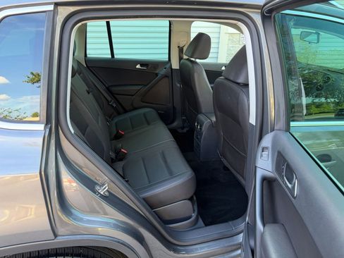 Used 2014 Volkswagen Tiguan S FWD image 18