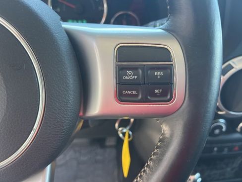 Used 2014 Jeep Wrangler Unlimited Sport image 10