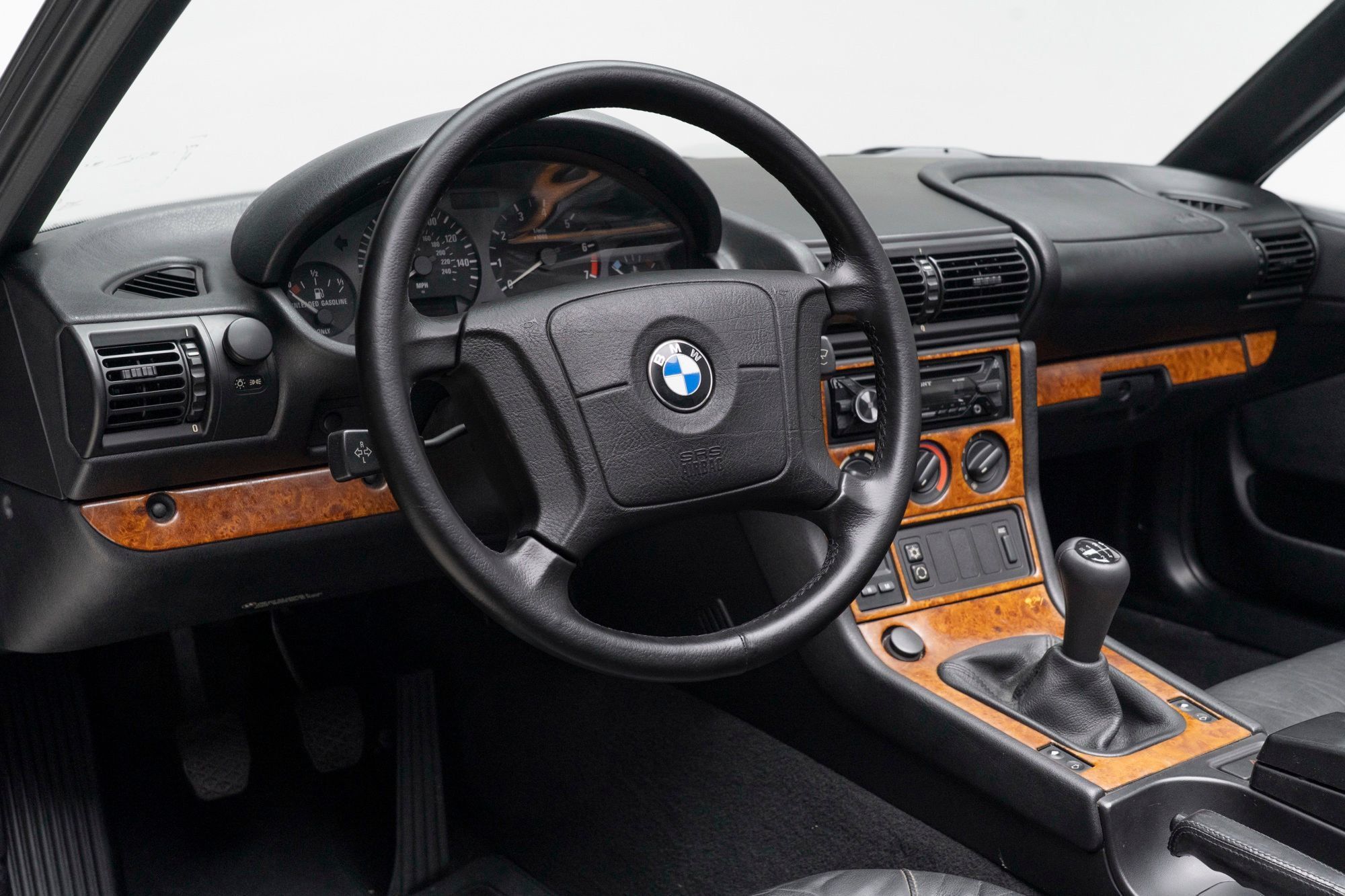 Used 1997 BMW Z3 1.9 RWD image 14