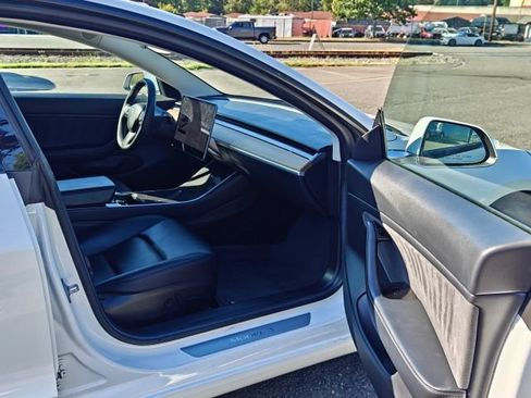 Used 2018 Tesla Model 3 Long Range AWD/4WD image 28
