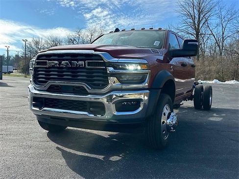 New 2026 RAM 5500 Tradesman image 3