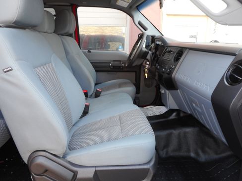 Used 2014 Ford F250 XL w/ Power Equipment Group AWD/4WD image 33